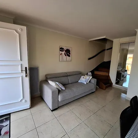 : Duplex 2 Ch Avec Piscine, Clim, Terrasse - Fr-1-781-115 * Valras-Plage